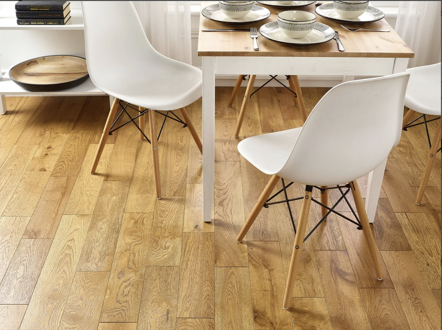 Richmond 125mm Golden Brushed & Lacquered Straight Engineered
