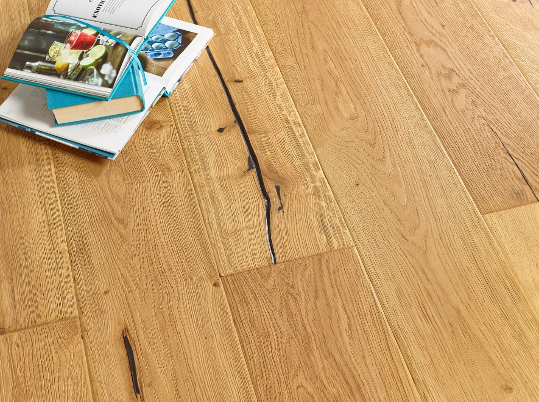 Wandsworth 220mm Natural Distressed Hardwax Oiled Straight Engineered