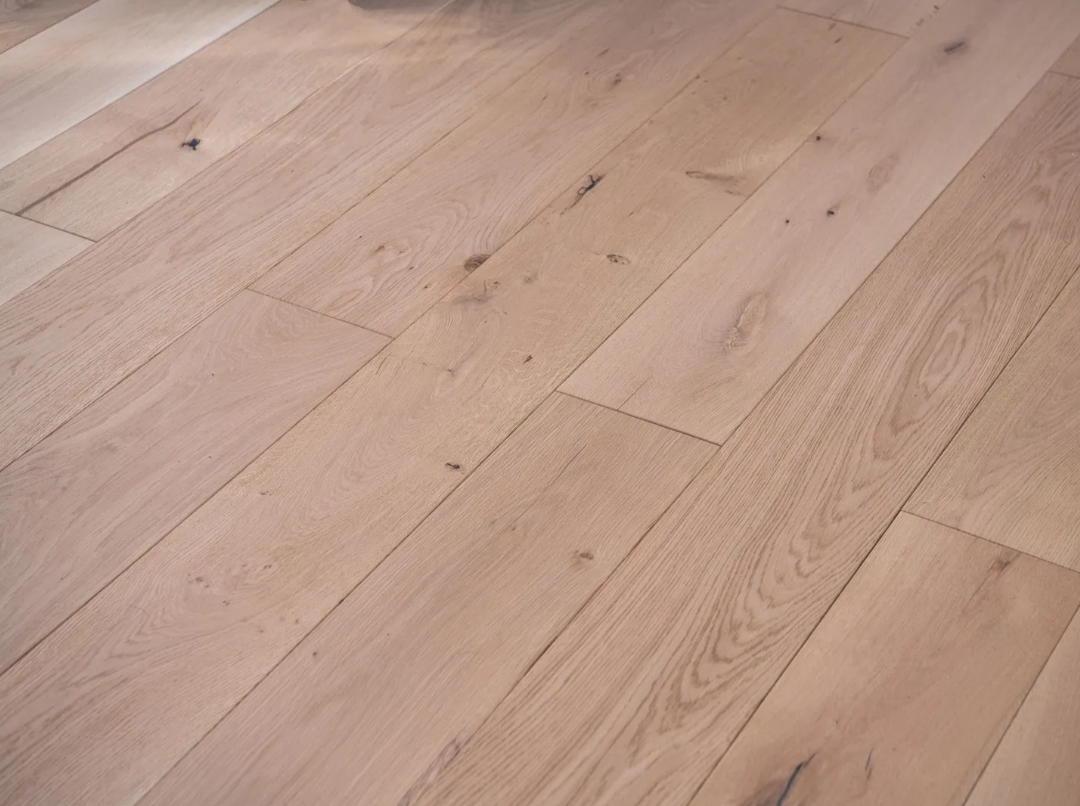 Knightsbridge 190mm Brushed Invisible & Oiled Straight Engineered