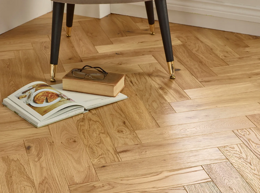 Mayfair 90mm Natural Brushed & Lacquered Herringbone Engineered