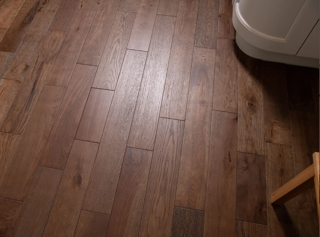 Richmond 125mm Black Washed Brushed & Lacquered Straight Engineered