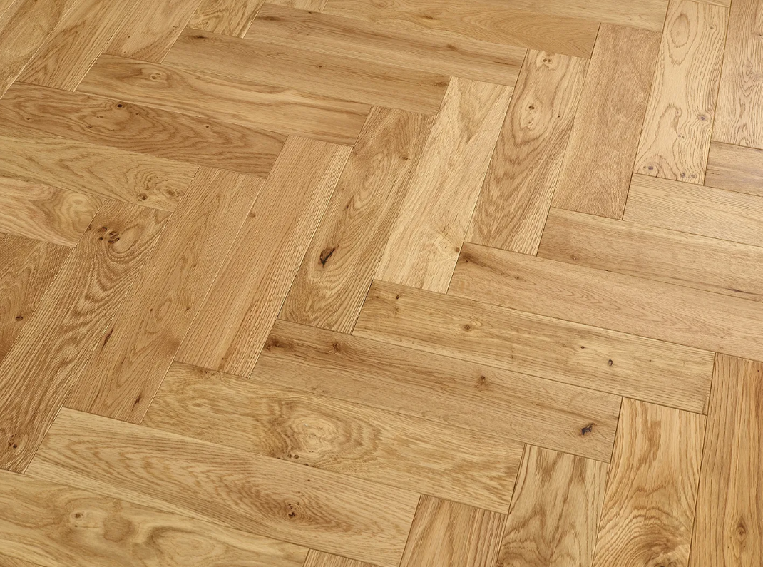 Mayfair 90mm Natural Brushed & Lacquered Herringbone Engineered