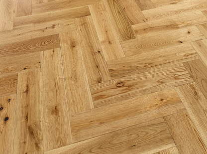 Mayfair 90mm Natural Lacquered Herringbone Engineered