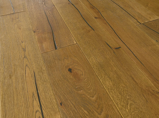 Wandsworth 220mm Golden Distressed Hardwax Oiled Straight Engineered